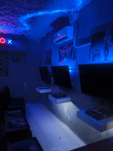 عکس گیم سنتر انتهای بازی