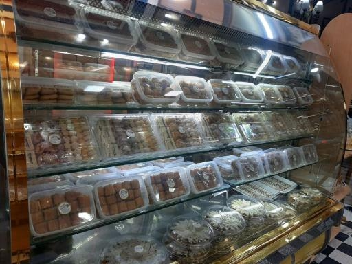 عکس قنادی نسترن