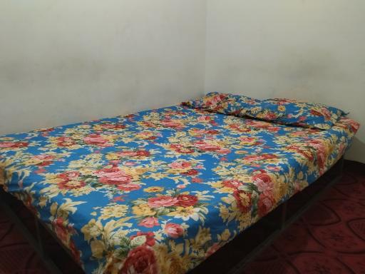 عکس اقامتگاه معین