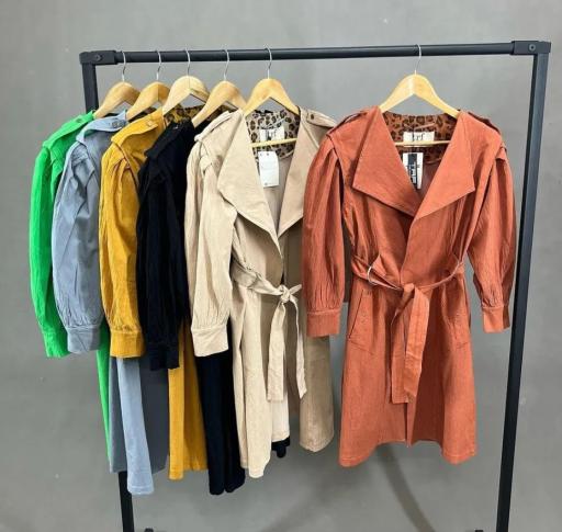 عکس بوتیک دخترانه دیفرنت