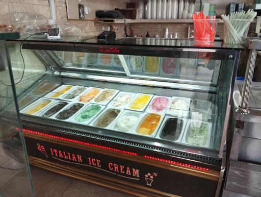 عکس بستنی بابا اسماعیل