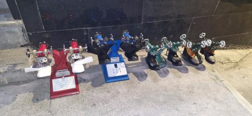 عکس تعمیرات تخصصی کفش و کیف دلپسند