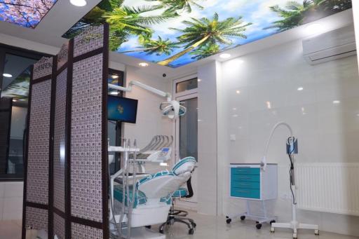 عکس دکتر امین جلوداری