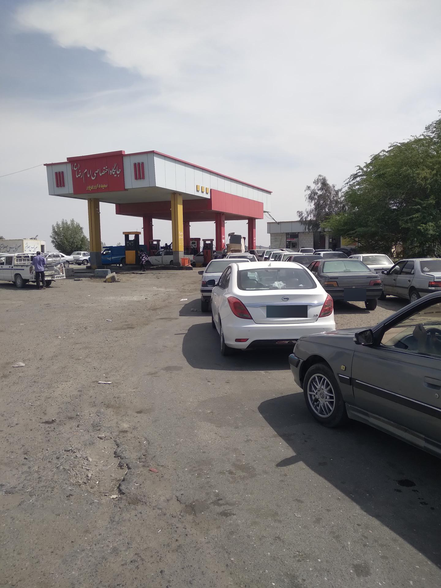 عکس جایگاه امام رضا (ع) (بنزین، گازوئیل)