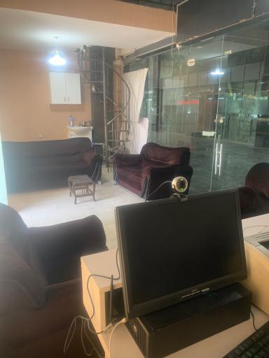 عکس کافی نت ولیعصر