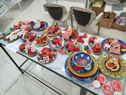 عکس نمایشگاه و مرکز کارآفرینی رویش سبز