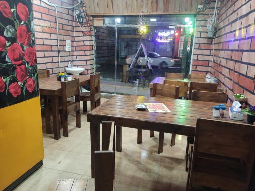 عکس رستوران کبابی گلبانو