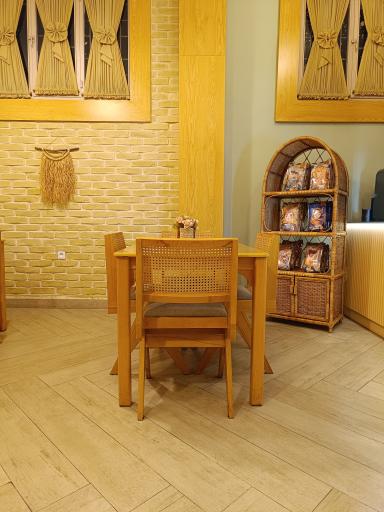 عکس کافه شانیان