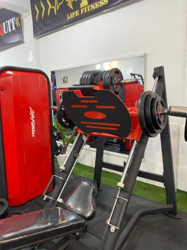 عکس باشگاه لایف فیتنس