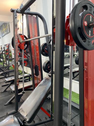 عکس باشگاه لایف فیتنس