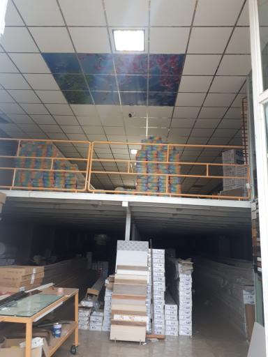 عکس انبار سقف کاذب پارکت و دیوارپوش