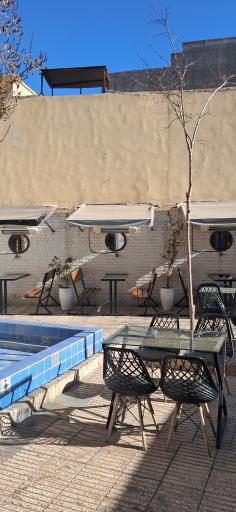 عکس اچ کافه(H cafe)