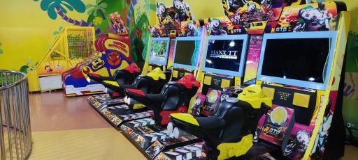 عکس مجموعه شهربازی نگین فارس