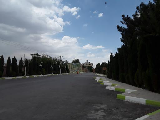 عکس هتل و مهمانسرا خانه معلم