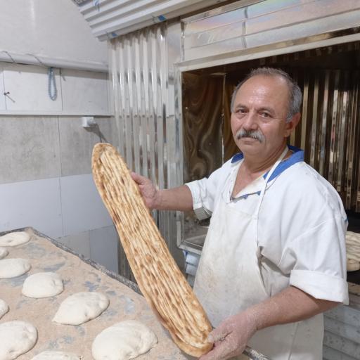 عکس نانوایی آقا سعید