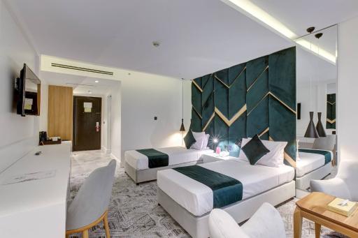 عکس هتل پارسیان اوین