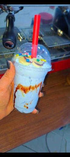 عکس کافه تریا رنگارنگ