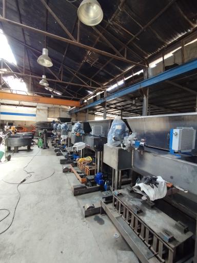 عکس ماشین سازی بتن ماشین