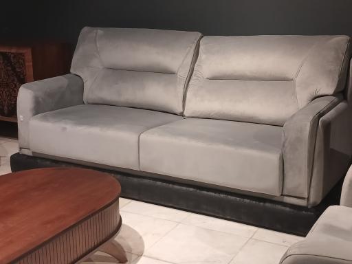 عکس نورا مبل