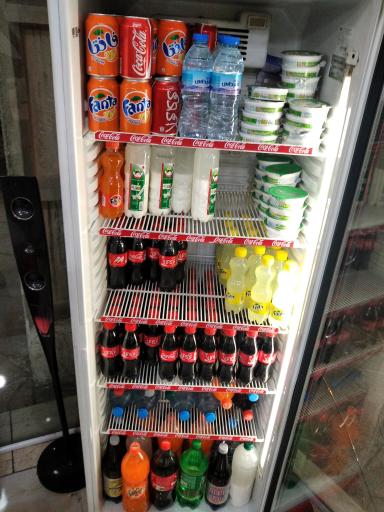 عکس تهیه غذای آذرخش 