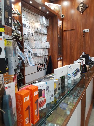 عکس موبایل مرکزی نادری