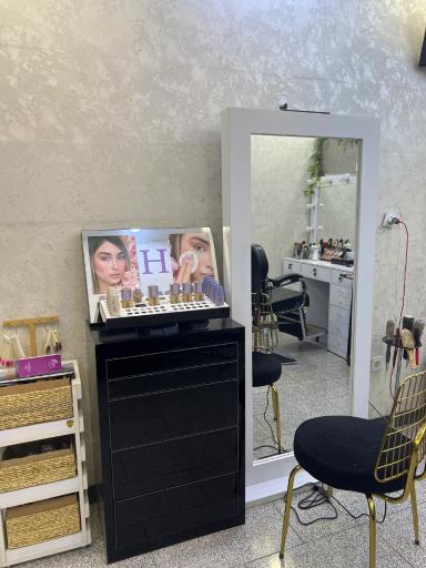 عکس سالن آرایشگاه رویا ابوطالبی