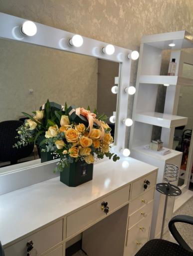 سالن آرایشگاه رویا ابوطالبی