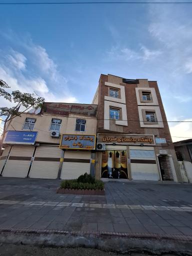 عکس باشگاه بدنسازی ضربان