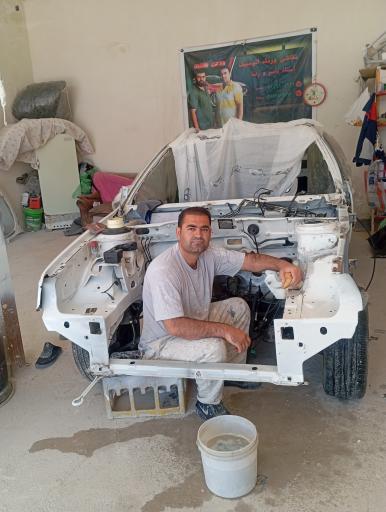 عکس کارگاه نقاشی اتومبیل ناصر و رضا