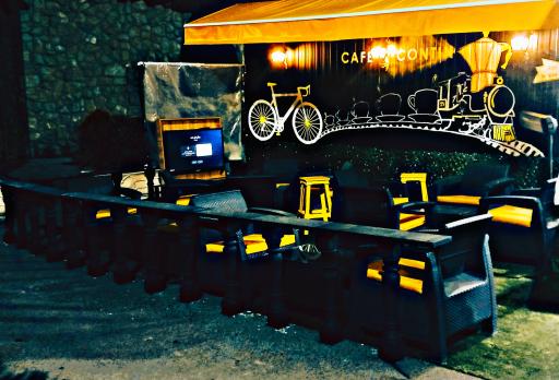 عکس کافه کانتین