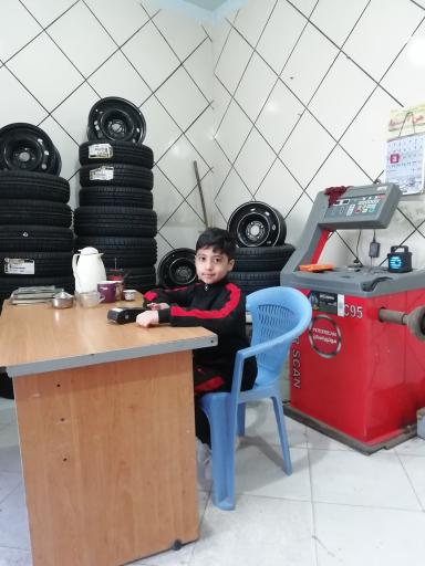 عکس خدمات لاستیک نعامی