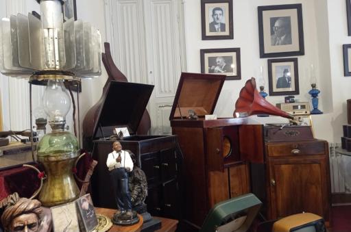 عکس موزه صدا