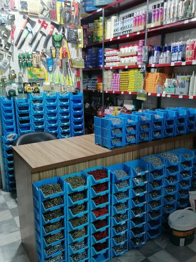 عکس فروشگاه رنگ و ابزار خواجه ئی