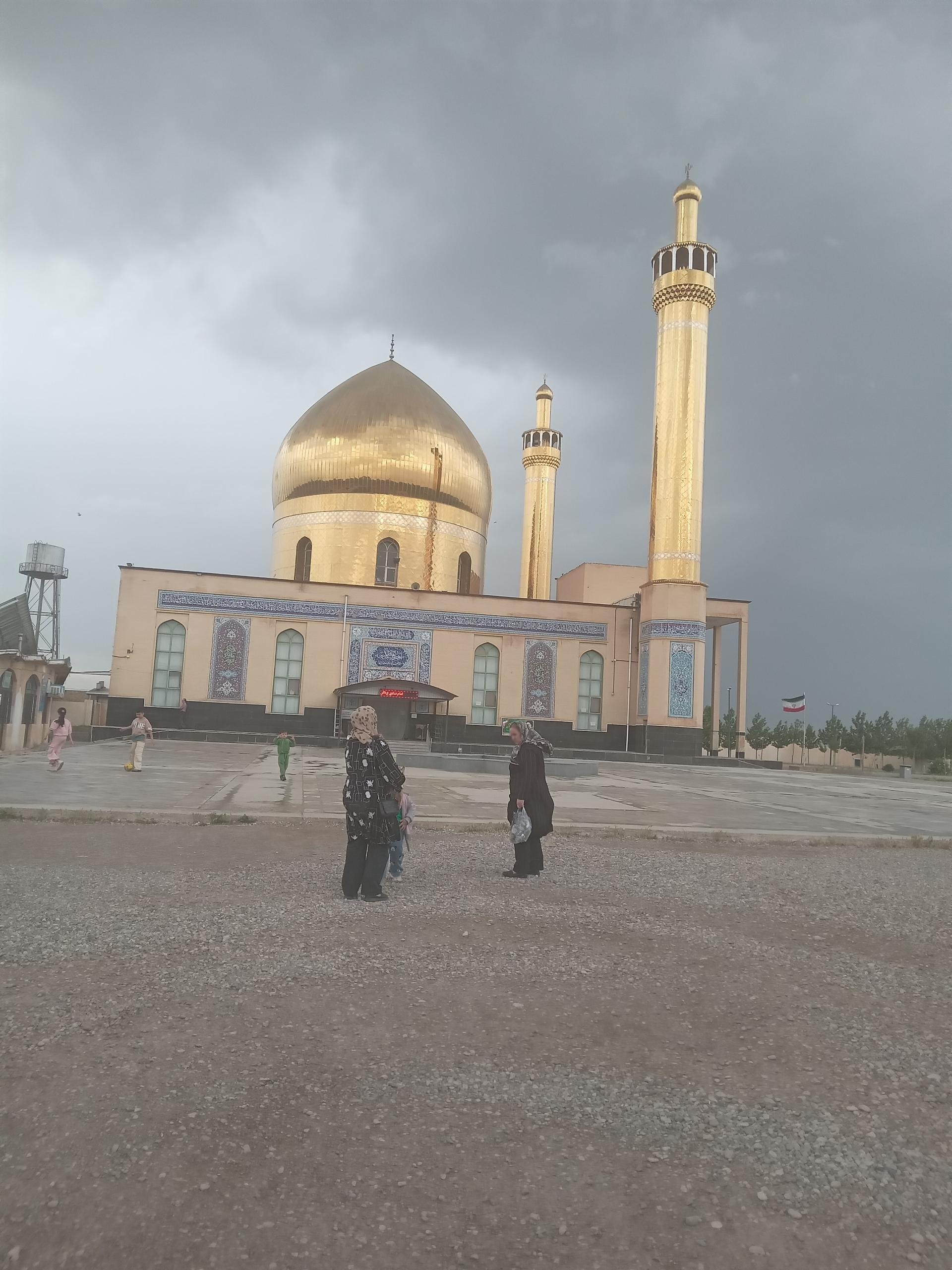 عکس زیارتگاه امامزاده احمد (ع)