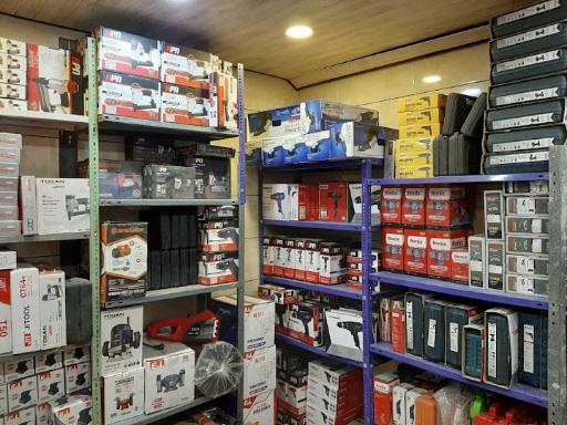 عکس دفتر فروشگاه اینترنتی تاج ابزار