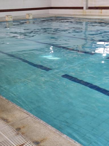 عکس استخر سرپوشیده شهدای گمنام