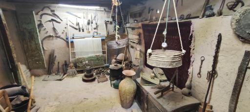 عکس اقامتگاه بومگردی عمارت ورجاوند