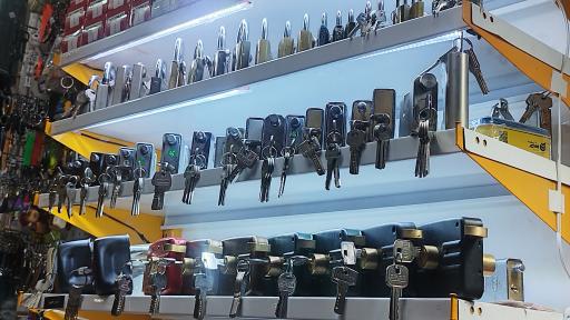 عکس قفل و کلید سازی مدرن کاران