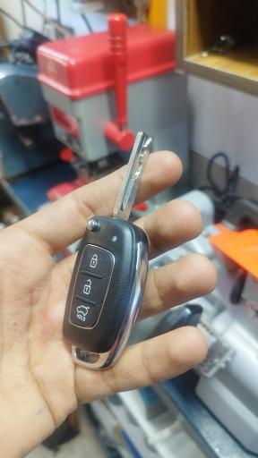 عکس قفل و کلید سازی مدرن کاران