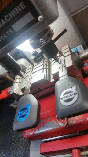 عکس قفل و کلید سازی مدرن کاران