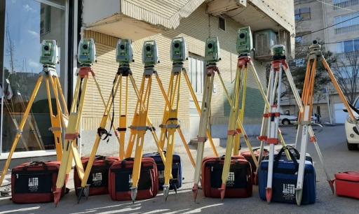 عکس خدمات نقشه برداری مهندسی آژند