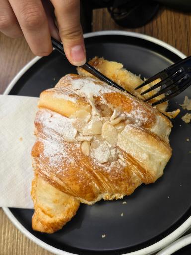 کافه قنادی مادربزرگ