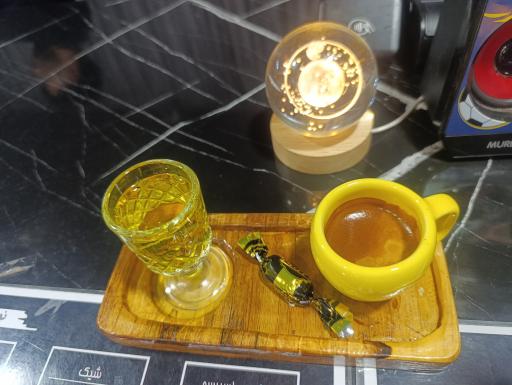عکس کافه فود ماه