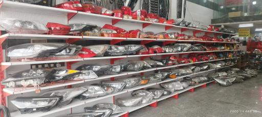 عکس چراغ خودرو بهزاد (شعبه دوم)