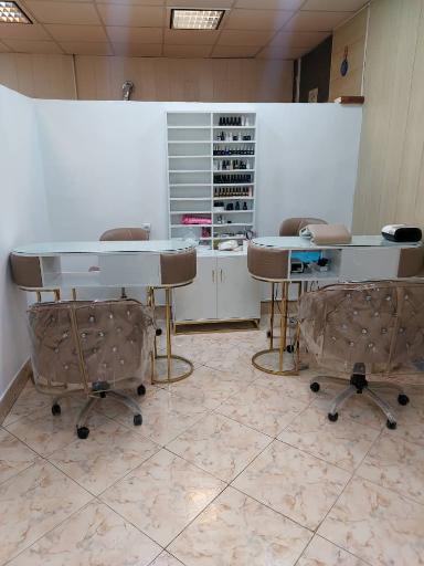 عکس سالن زیبایی پاییز