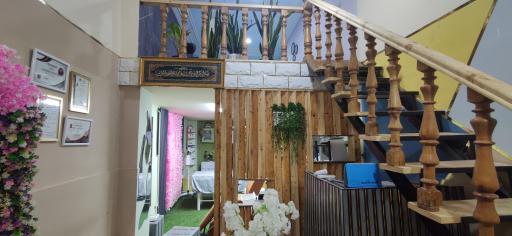 عکس مرکز پوست و لاغری حورا