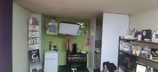 عکس مرکز پوست و لاغری حورا