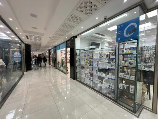 عکس مجتمع تجاری شهر همراه (بازار موبایل)