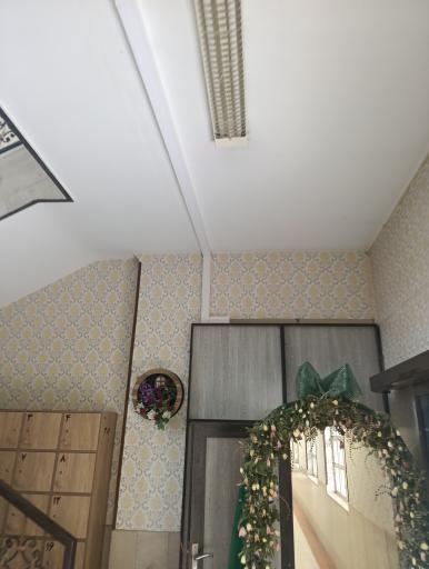 عکس دبیرستان شهید اژه ای 2 دوره اول