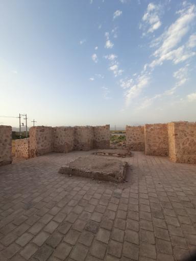 عکس بنای تاریخی سردابه جاجرم